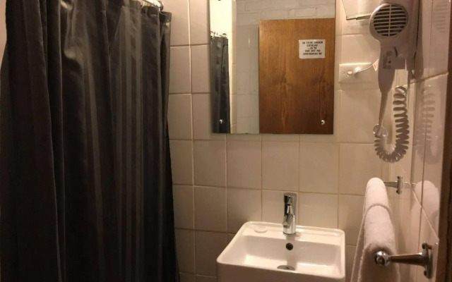 The Lookout Cave Underground Motel