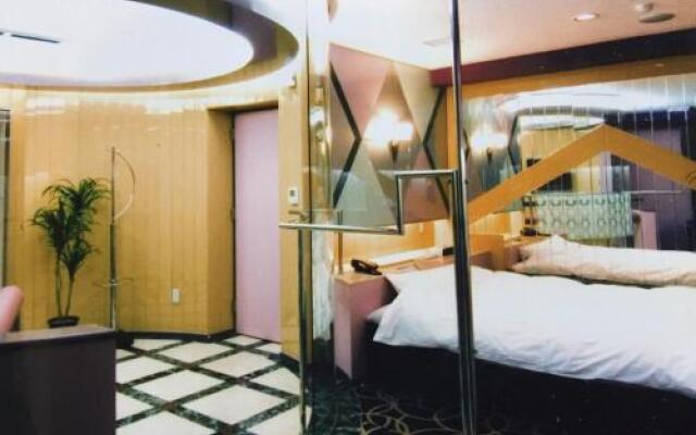 Hills 1 (Adult Only)