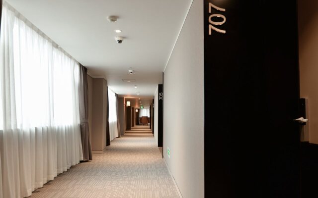 Home Inns Plus Shanghai Xujiahui Branch