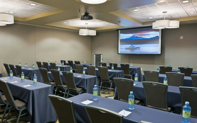 Oxford Suites Bellingham