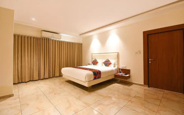 FabHotel High Rise