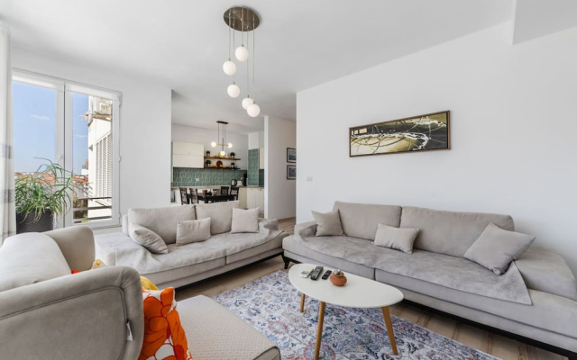 Calm Living 2BR Apartment in Residential Area