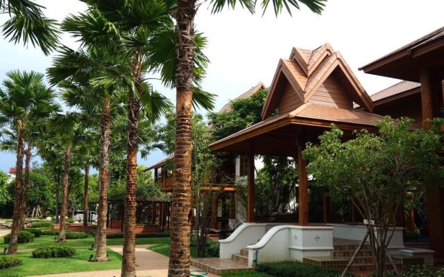 Vanasin Residence