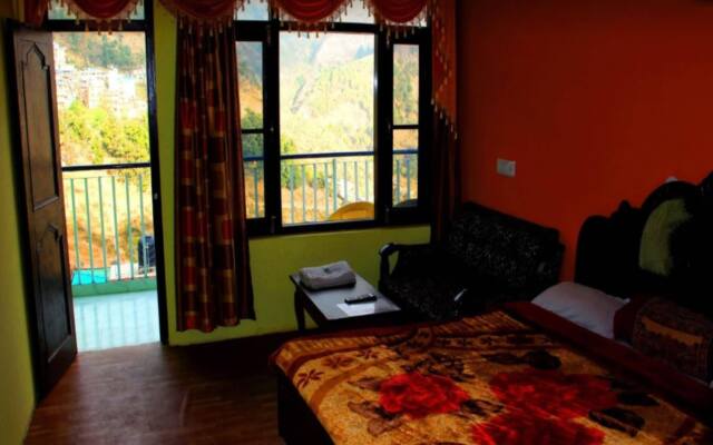 Hotel Pink House