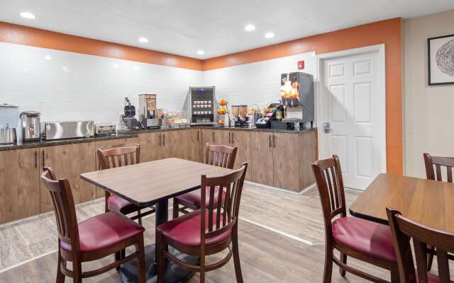 SureStay Plus Hotel by Best Western Hesperia