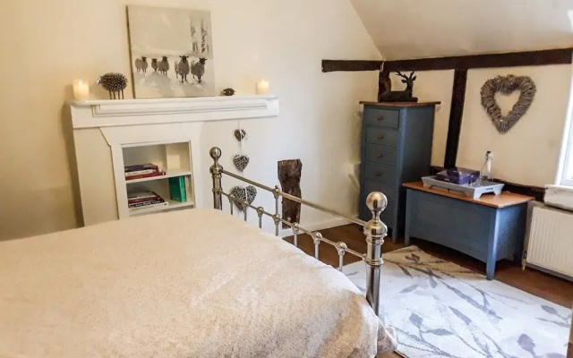 Churchend Cottage