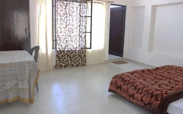 Tripti Hotel