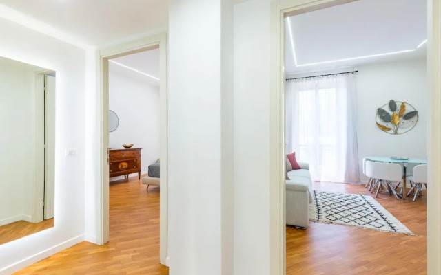 Stanzione Classy Flat at Vomero Central