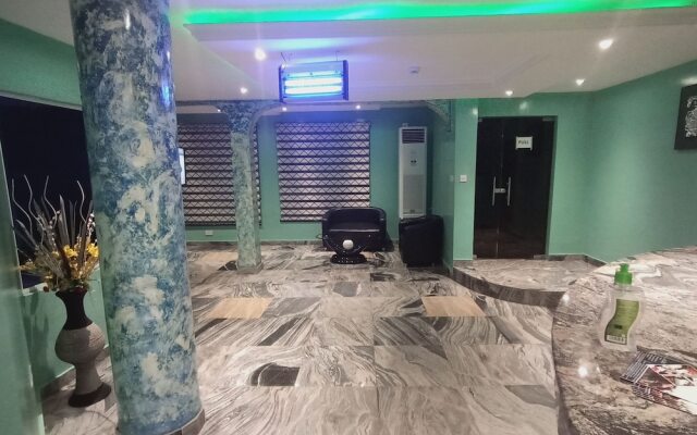 Quztan Suites Ibadan