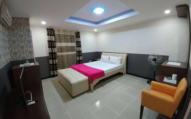 OYO 700 Pj Inn Hotel