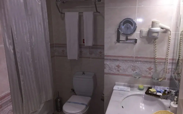 Asya Pamukcu Termal Hotel