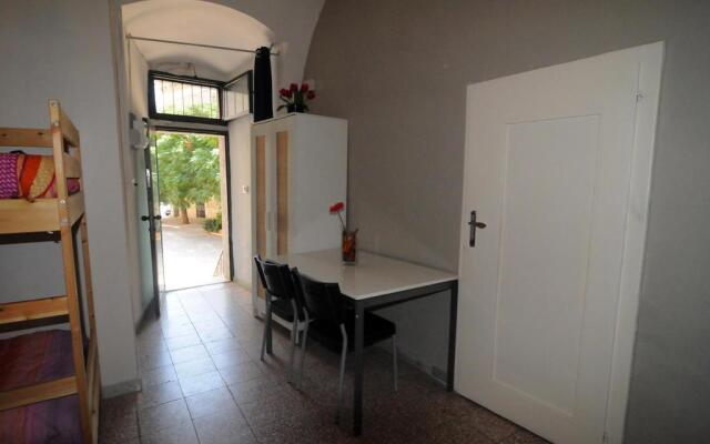 Pikaret Bed  Breakfast