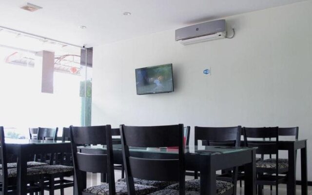 Link Hotel