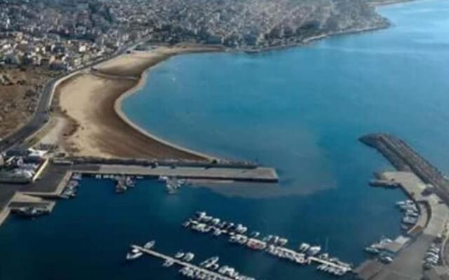 a Pozzallo vicino al mare