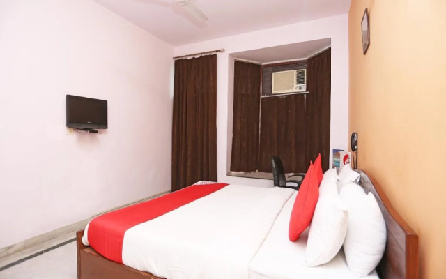 Oyo 708 Hotel Sanjeevni
