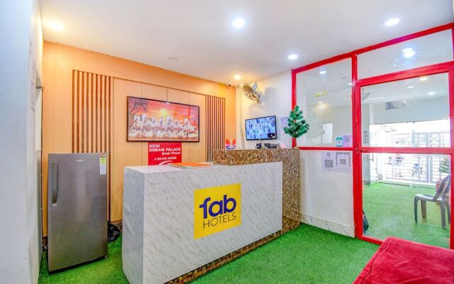 Fabhotel New Dream Palace