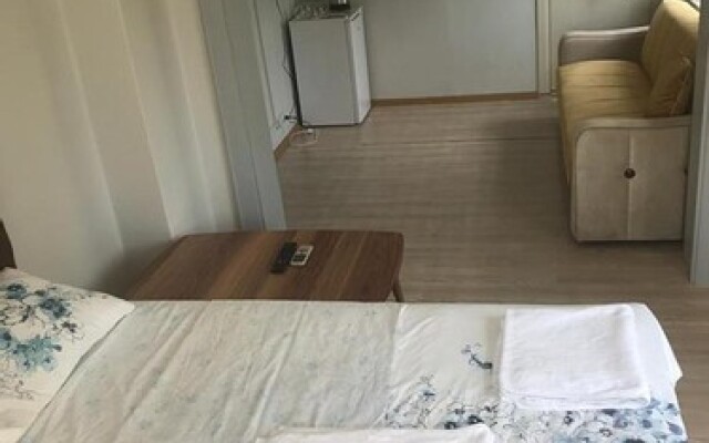 Blue Home Suit Hotel