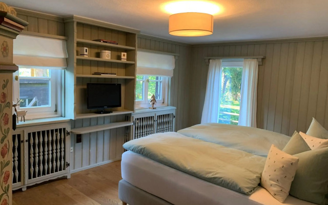 Traumhaftes Ferienhaus direkt am Tegernsee