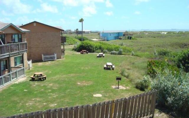 Modern Beach 106bh Condo