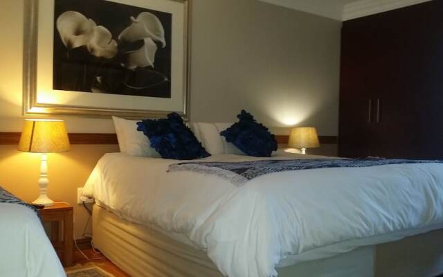 The Club House Guesthouse