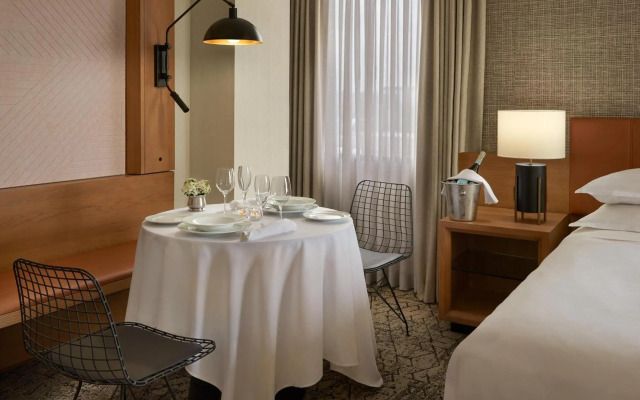 Sheraton Parkway Toronto North Hotel & Suites