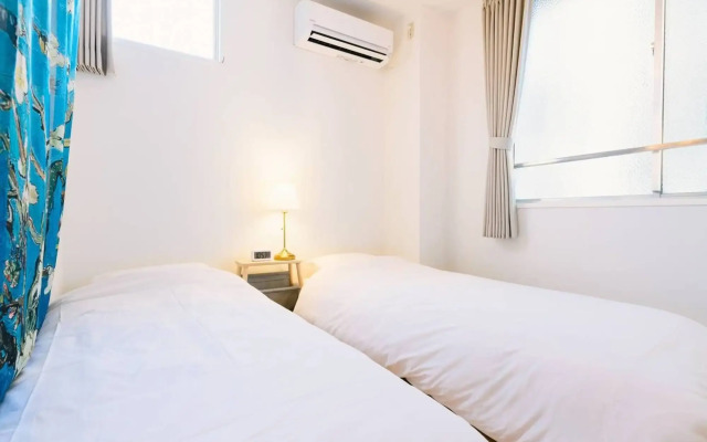 Ten Apartment Hotel