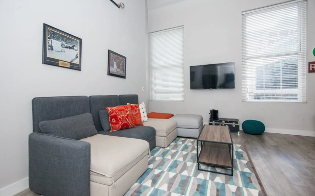 BOS008 2 Bedroom Apartment By Senstay
