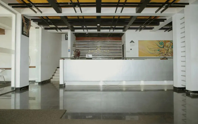 OYO 256 Subash Hotel