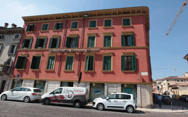 Aparthotel Verona House