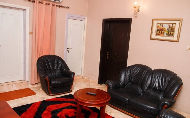 Z'Bass Hotel & Resort
