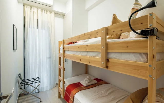 Zappa 2-BR Apt With Terrace in Athens