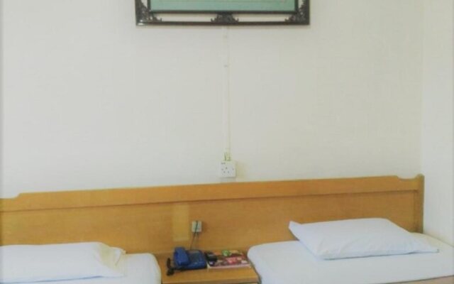 Ang's Hotel