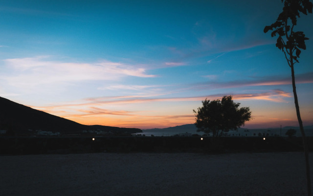 Bianco Diverso Suites