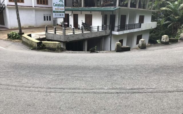 Canalside Villa & Guest House