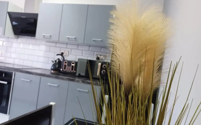 Black Pearl Luxury Apartments