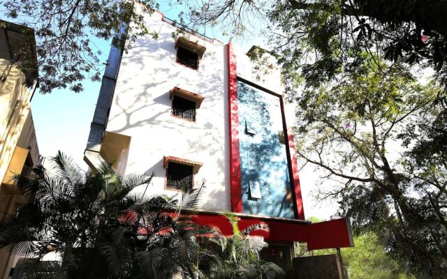 OYO 11548 Hotel Mrunal Palace