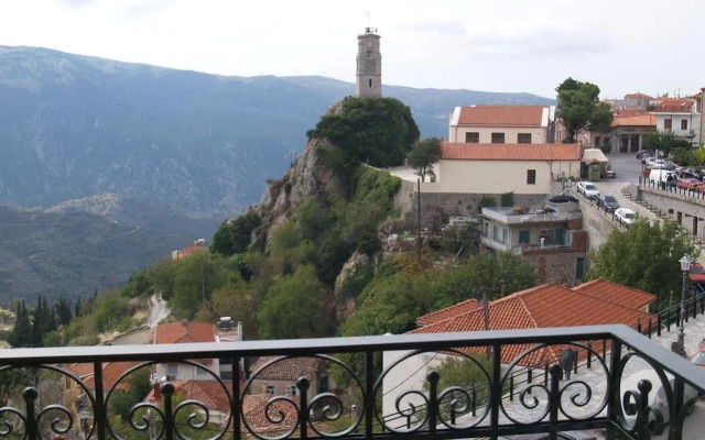 hotel Parnassos