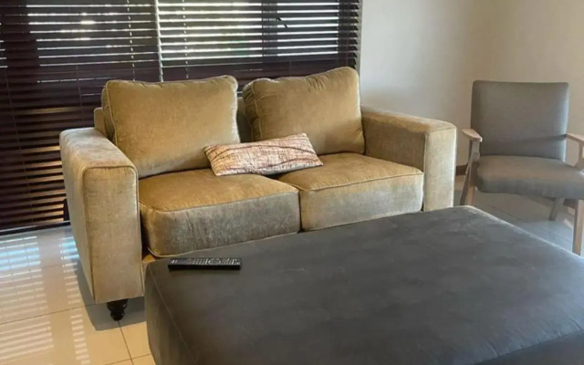 Luxury Spacious Executive Apartment