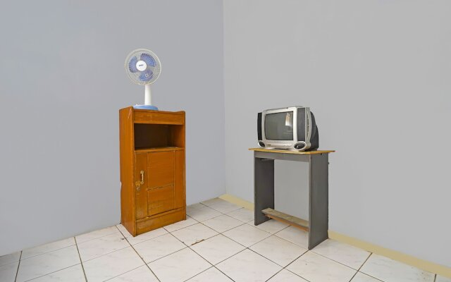 OYO Life 92694 Kost Nino