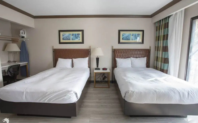 Radisson Suites Covina