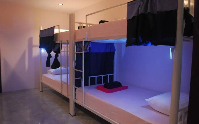 Baan Kai Hostel
