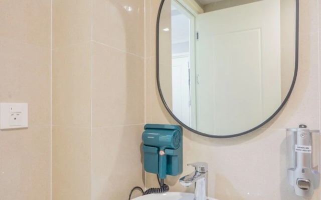 Sazi Hotel - Bui Thi Xuan