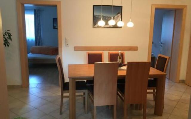 Ferienwohnung Holzknecht