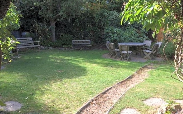 Cavell House Bed and Breakfast