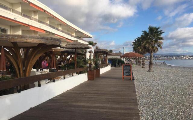 Bord de mer, studio avec terrasse