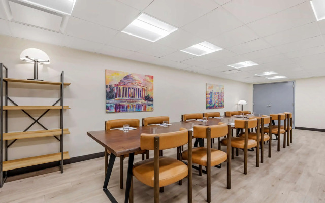 The Quincy, Ascend Hotel Collection