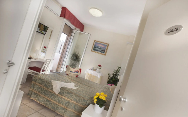 Family Hotel Marina Beach