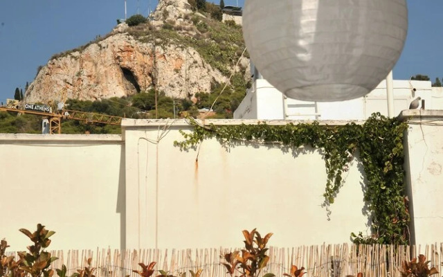 TOPKolonakiStudio and Terrace