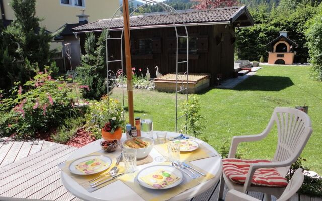 Apartment in Zauchensee Near Ski Bus