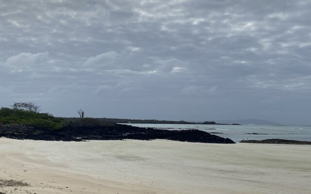 Maidith Galapagos Inn